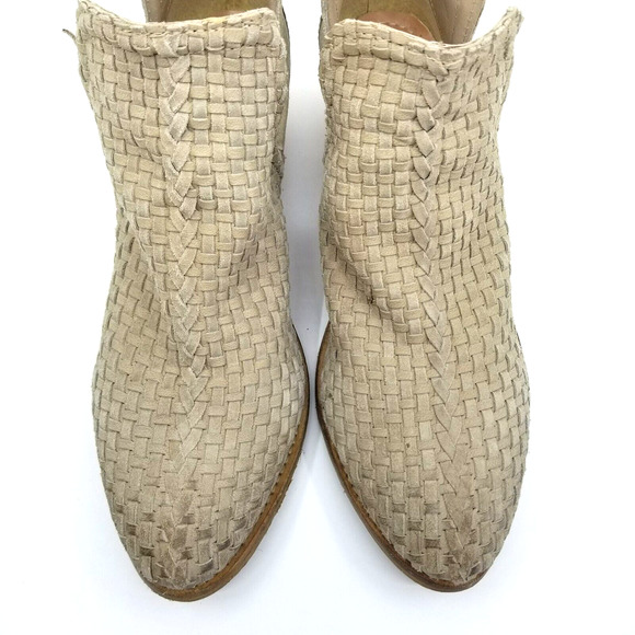 Very Volatile Los Angeles Veracruz Sz 10 Tan Suede Leather Woven Ankle Bootie - Picture 13 of 15